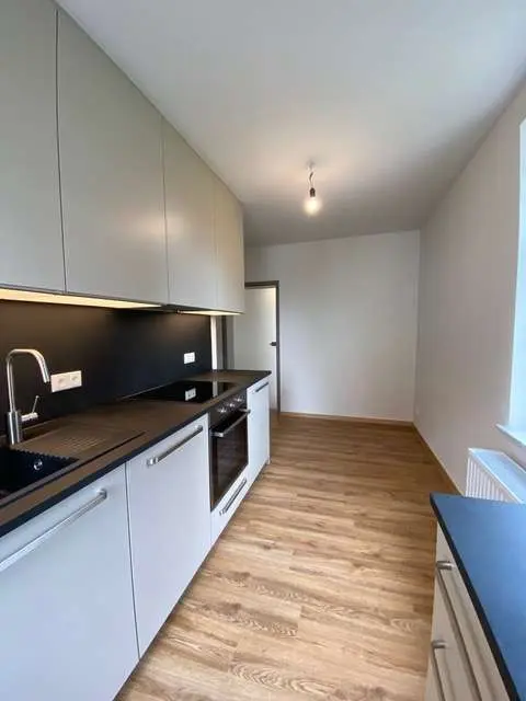 2 Zimmer Wohnung mit 55 m² in Zwickau – Bild 4