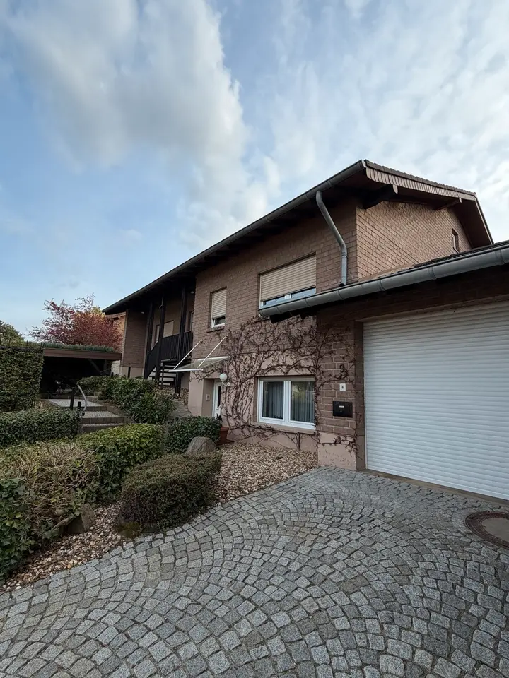 3 Zimmer Wohnung mit 95 m² in Düren – Bild 2