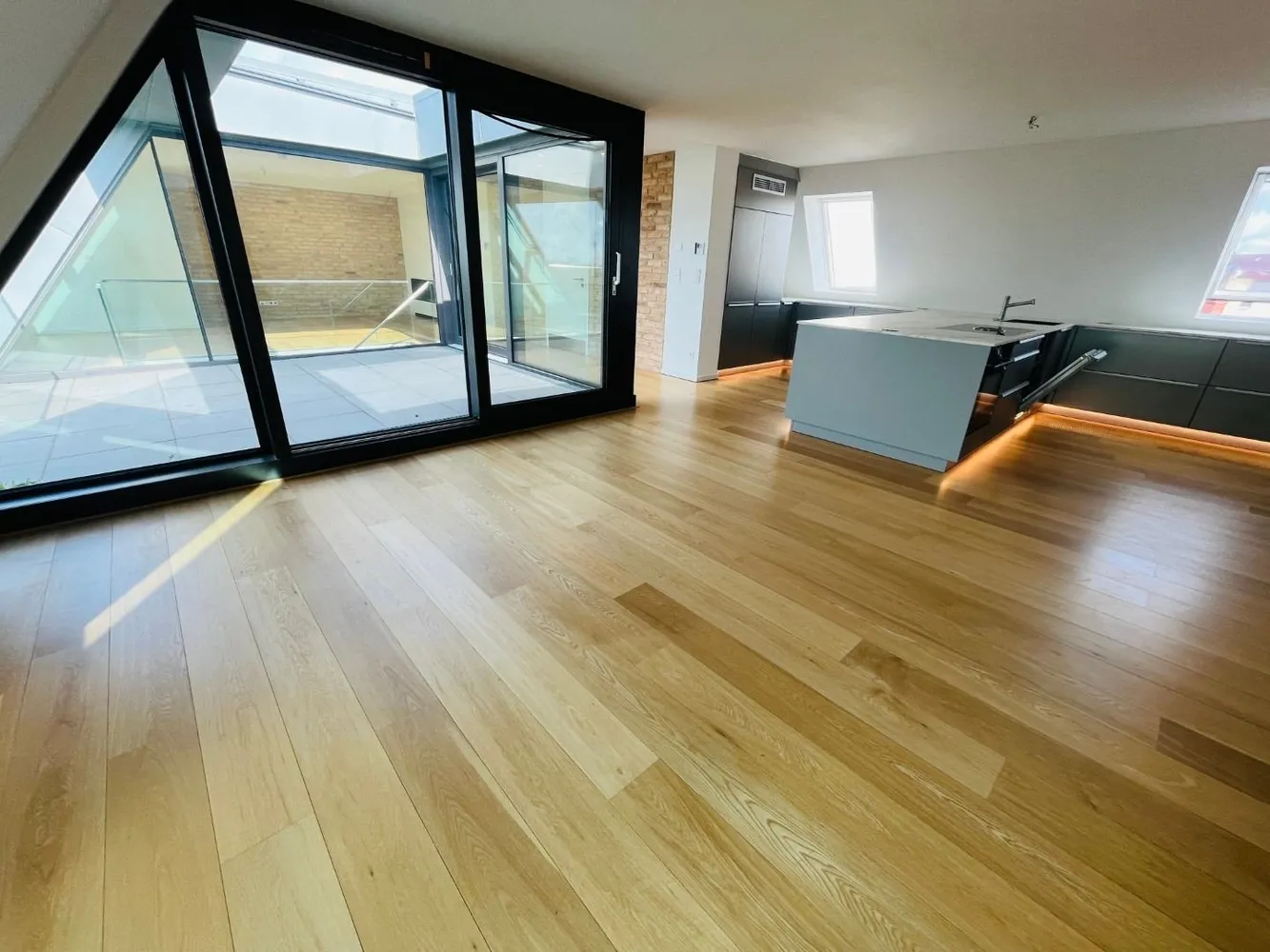 3 room apartment with 160 m² in Berlin – Photo 9
