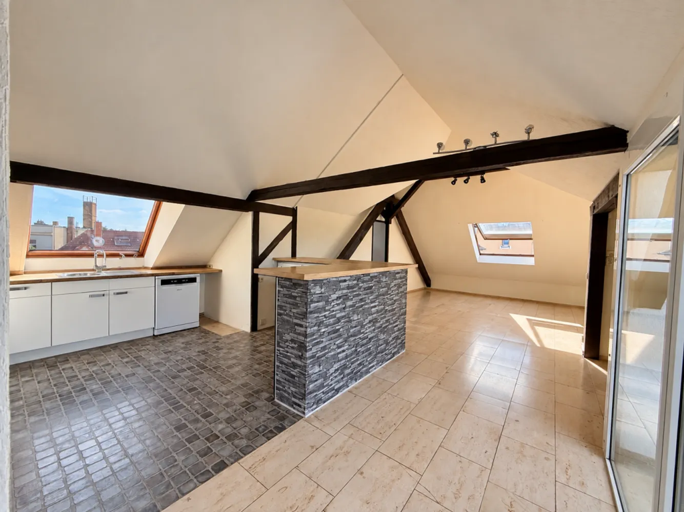 4 Zimmer Wohnung mit 129 m² in Leipzig – Bild 3