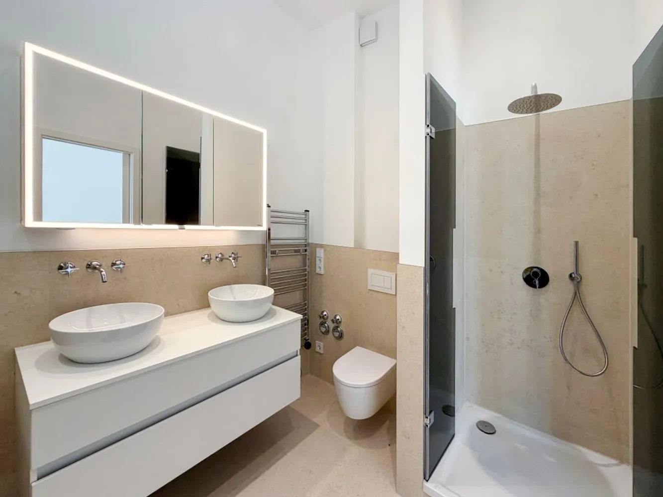 3 Zimmer Wohnung mit 138 m² in Berlin – Bild 3