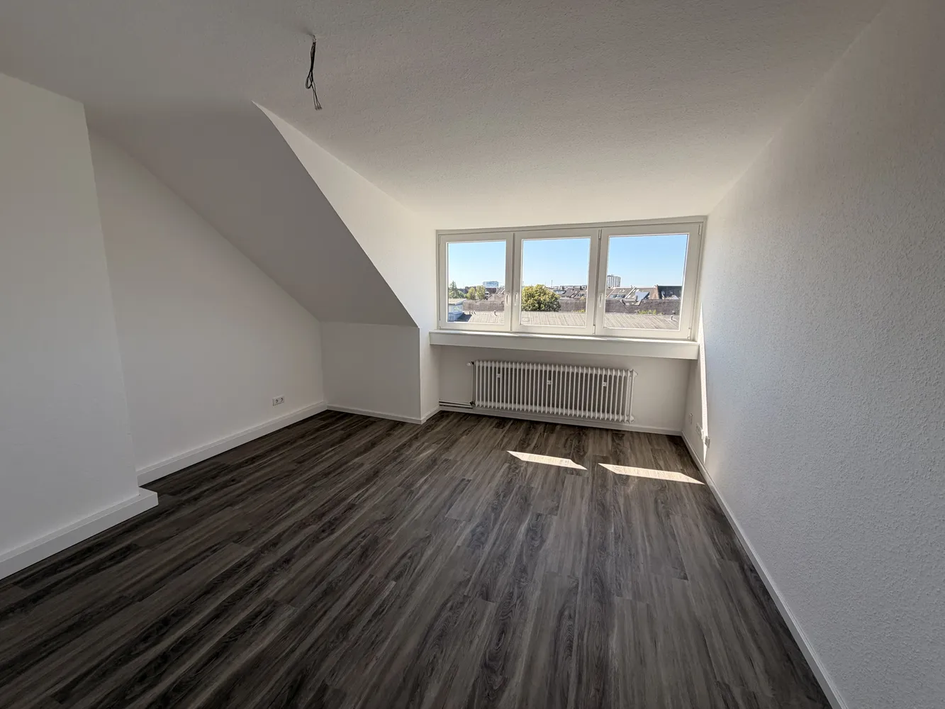 3 Zimmer Wohnung mit 76 m² in Düsseldorf – Bild 2