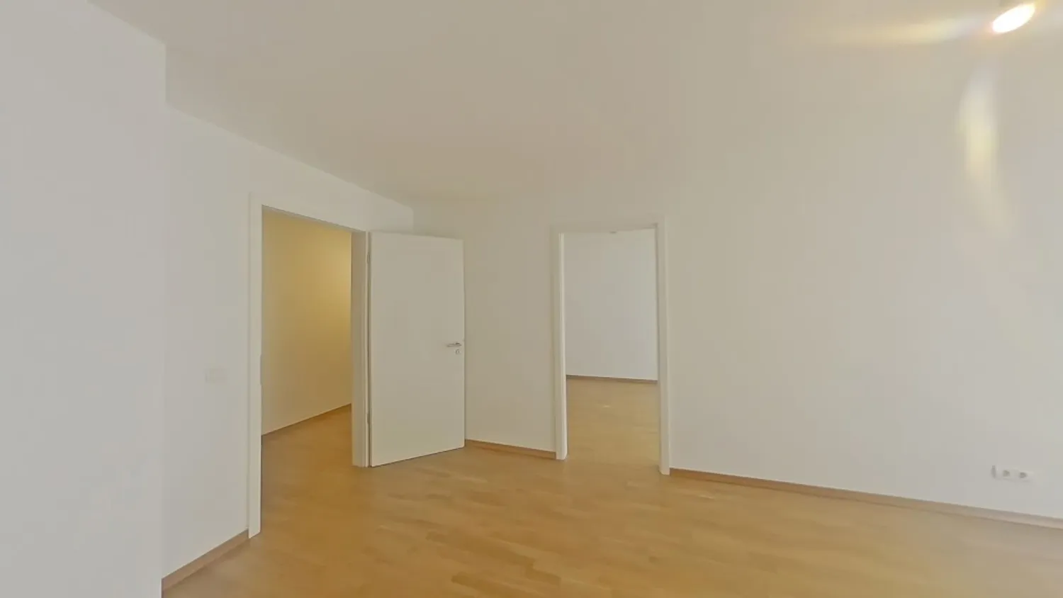 2 room apartment with 84 m² in Frankfurt am Main – Photo 4