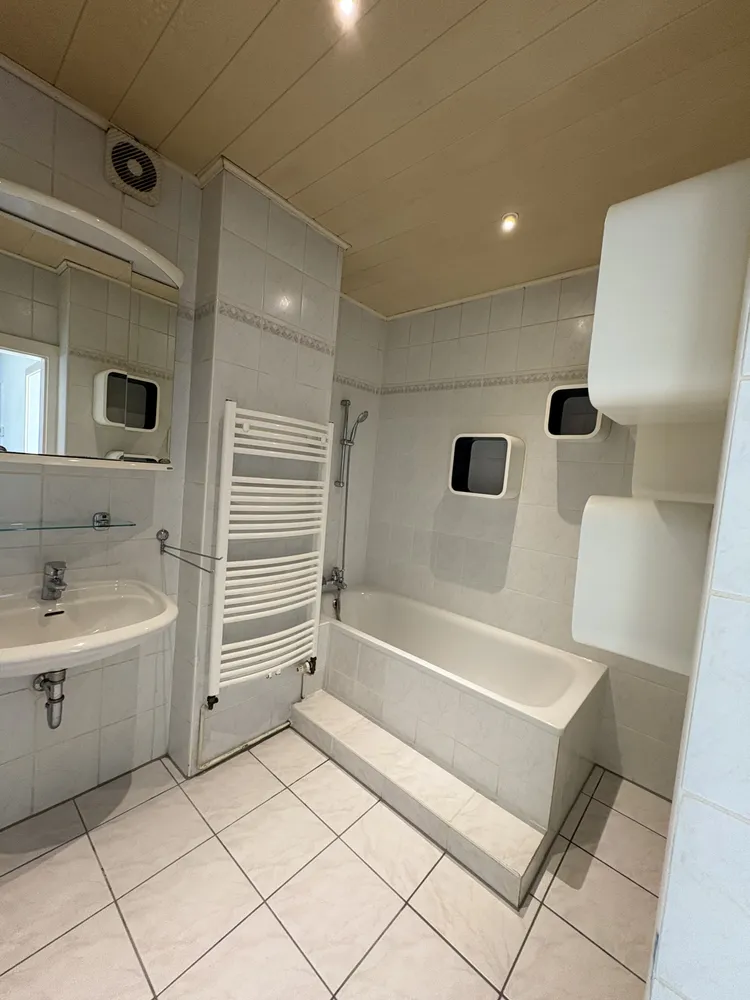 3 room apartment with 93 m² in Hanover – Photo 6