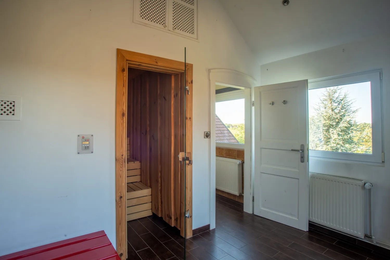 10 Zimmer Haus mit 345 m² in Hamburg – Bild 5