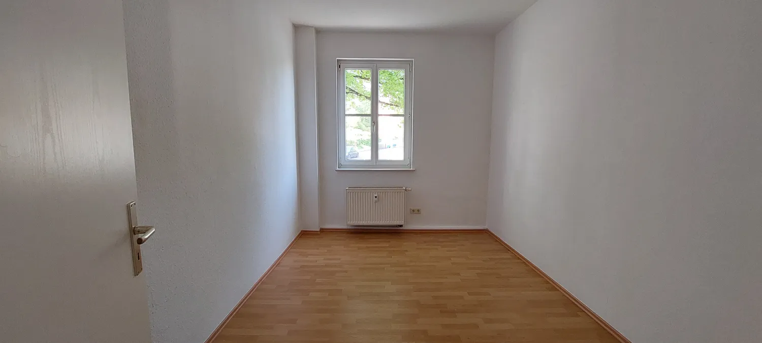 3 Zimmer Wohnung mit 64 m² in Suhl – Bild 4