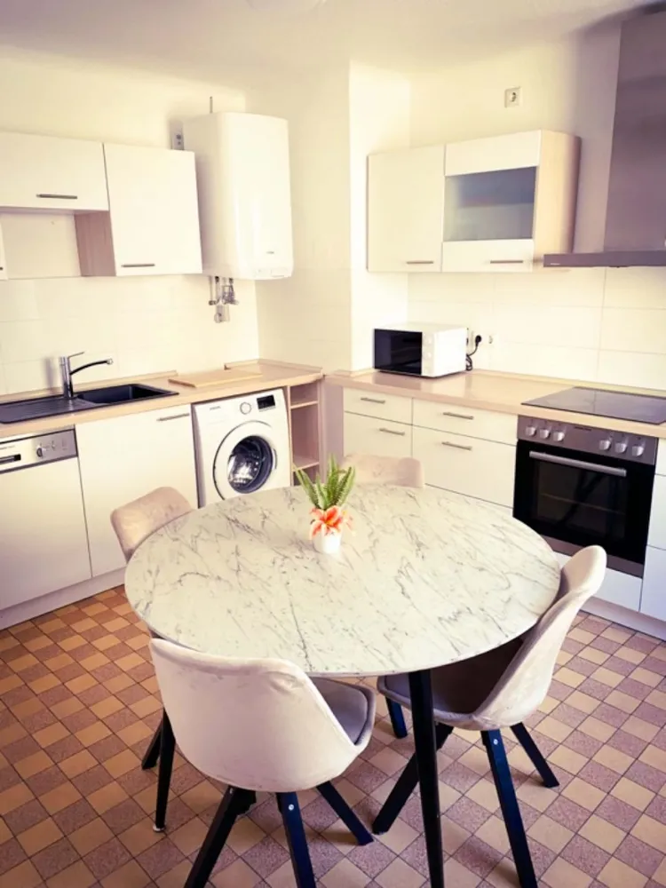 WG-Zimmer mit 15 m² in Frankfurt am Main – Bild 5