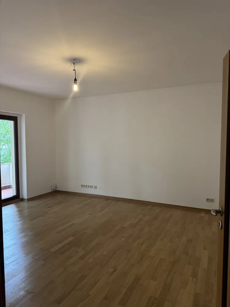 4 Zimmer Wohnung mit 153 m² in Magdeburg – Bild 3