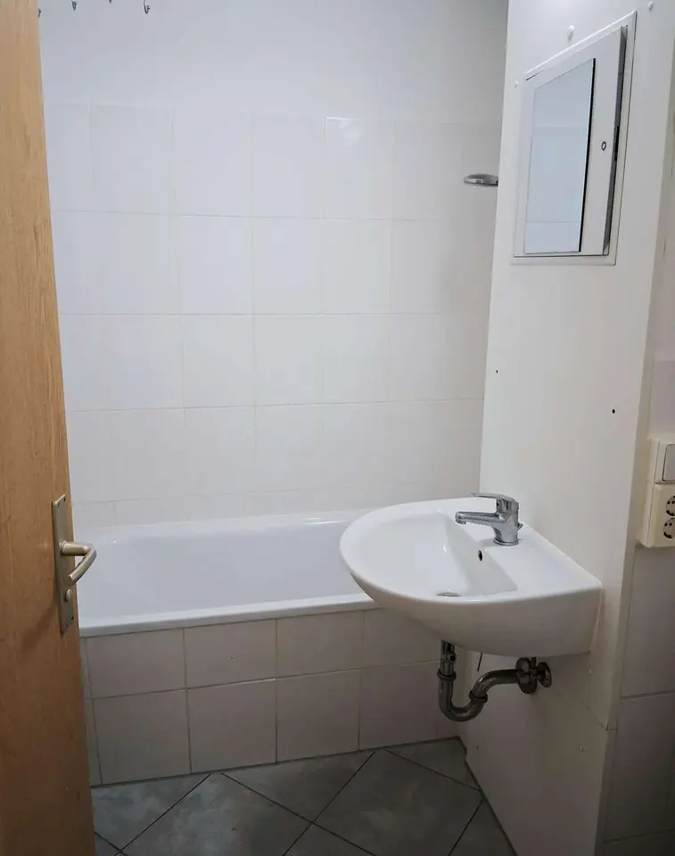 2 Zimmer Wohnung mit 27 m² in Dresden – Bild 8