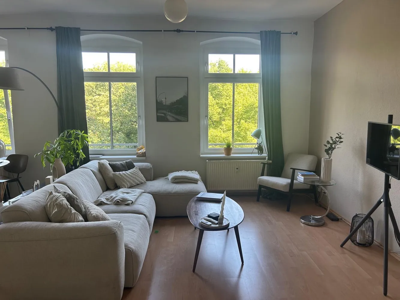 2 Zimmer Wohnung mit 87 m² in Berlin – Bild 2