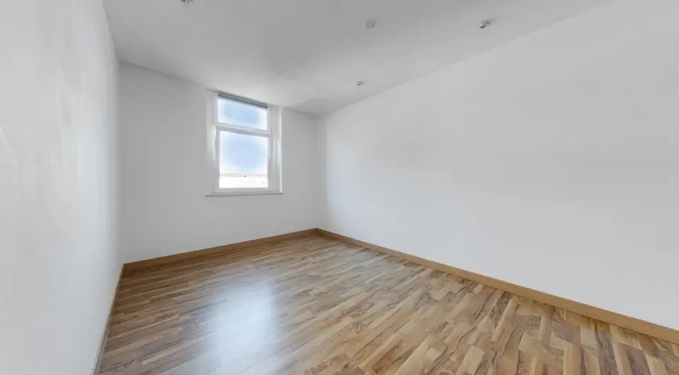 2 Zimmer Wohnung mit 35 m² in Halle (Saale) – Bild 1