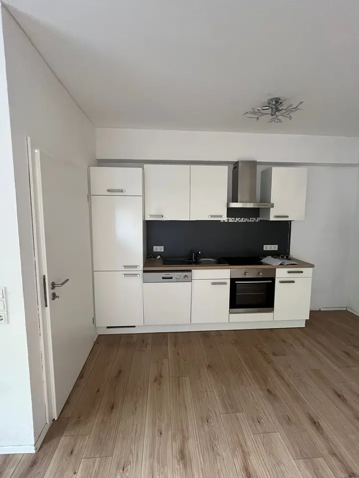 2 Zimmer Wohnung mit 50 m² in Leer – Bild 3