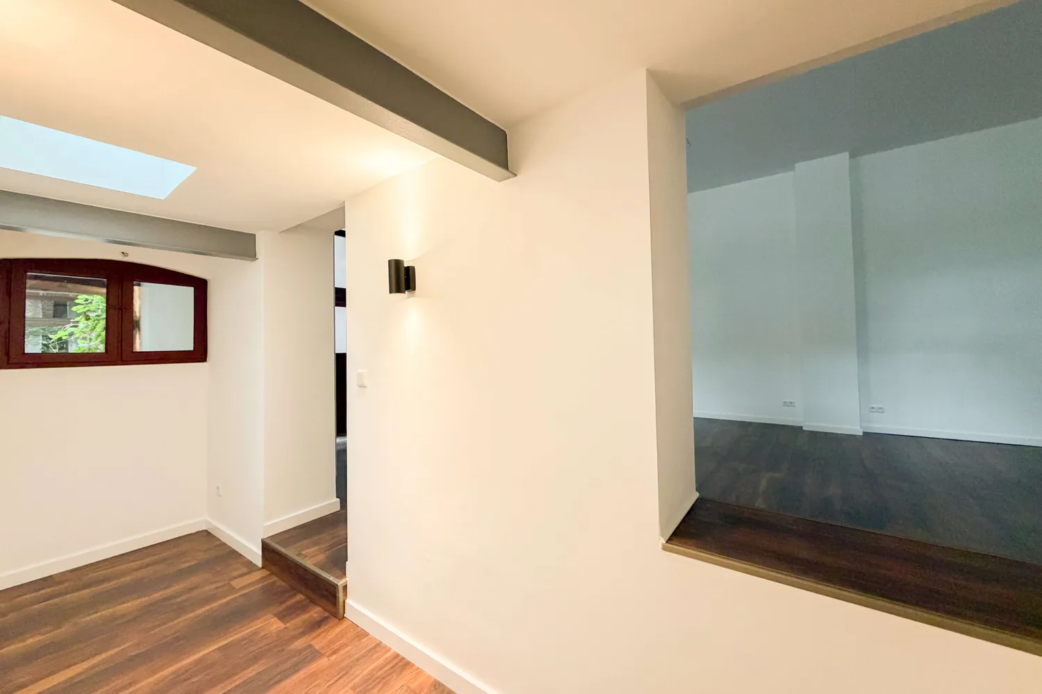 2 Zimmer Wohnung mit 100 m² in Düsseldorf – Bild 3