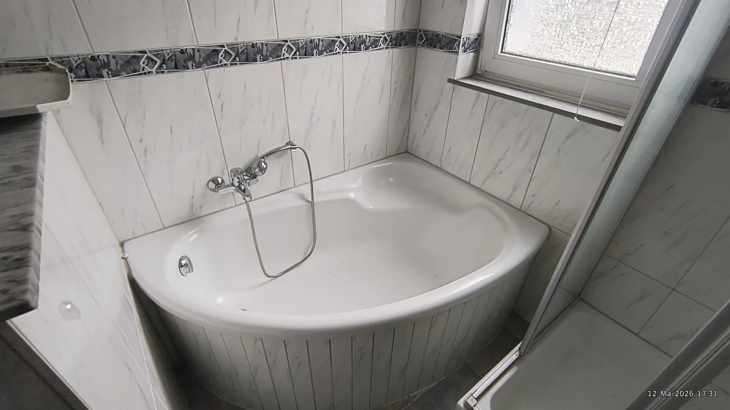 2 Zimmer Wohnung mit 60 m² in Solingen – Bild 3