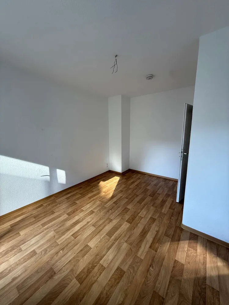 2 Zimmer Wohnung mit 48 m² in Plauen – Bild 4
