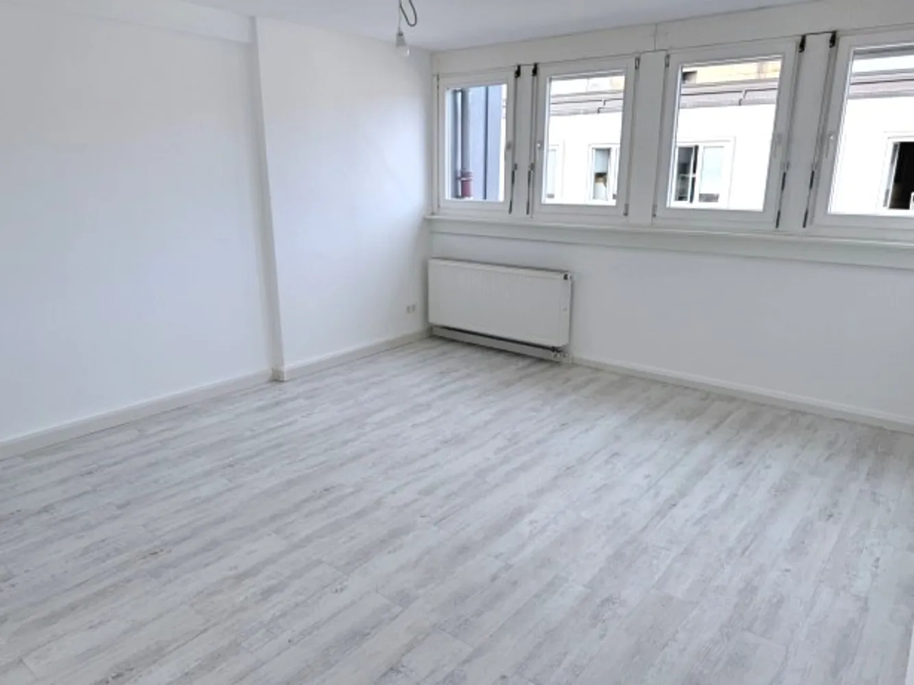 2 Zimmer Wohnung mit 76 m² in Karlsruhe – Bild 8