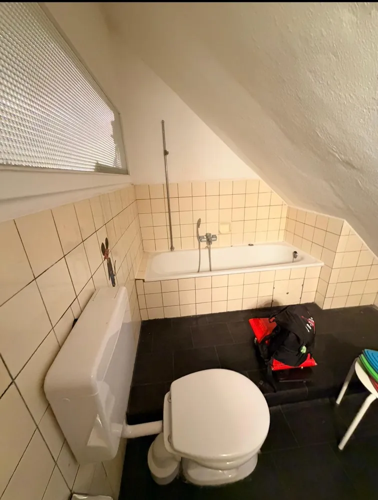 3 Zimmer Wohnung mit 80 m² in Köln – Bild 4