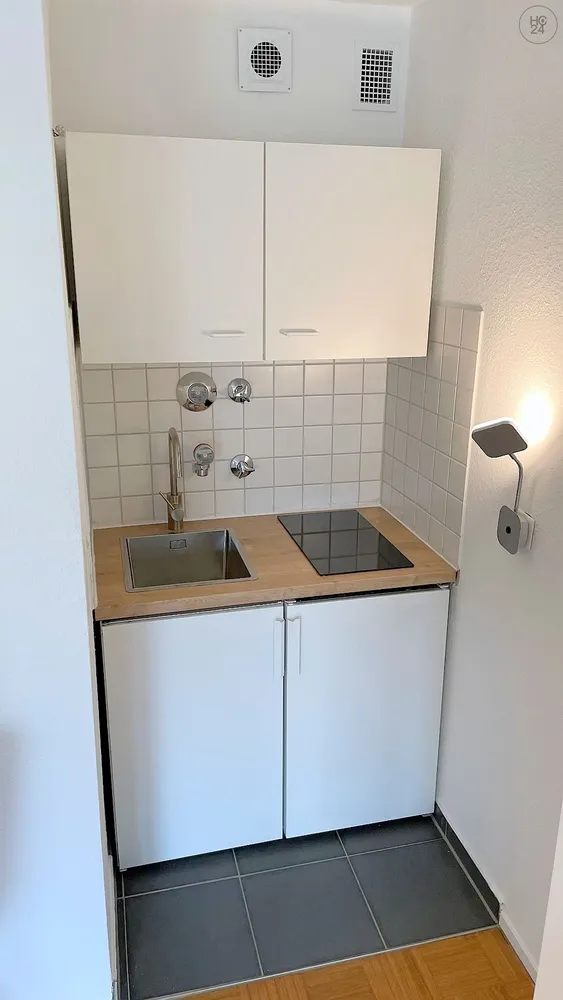 1 room apartment with 35 m² in Stuttgart – Photo 5