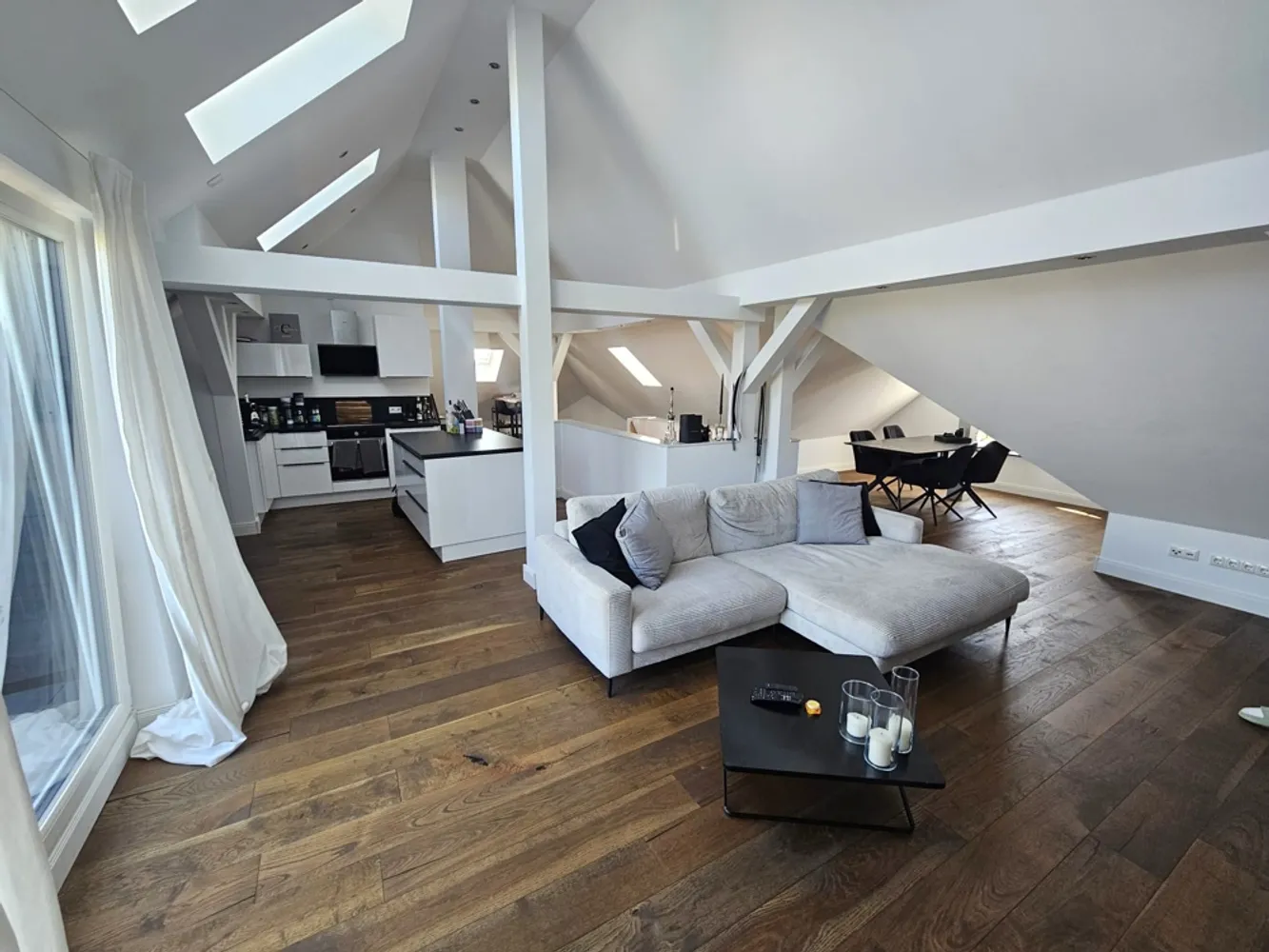 2 room apartment with 96 m² in Magdeburg – Photo 1