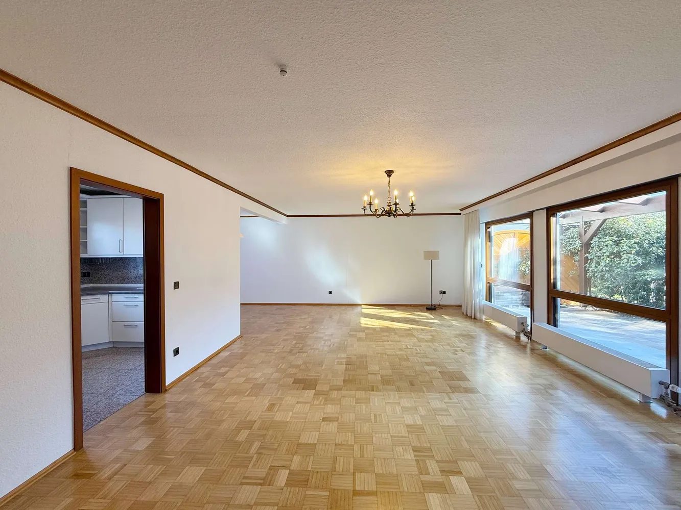 5 Zimmer Haus mit 198 m² in Viernheim – Bild 2