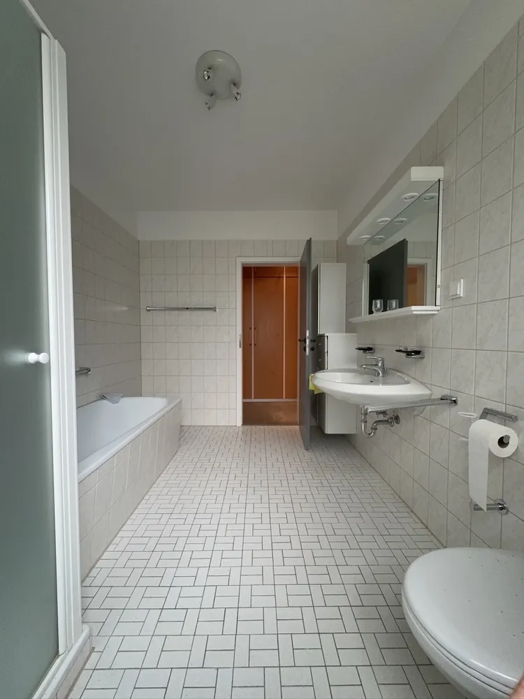 5 room apartment with 140 m² in Essen – Photo 12