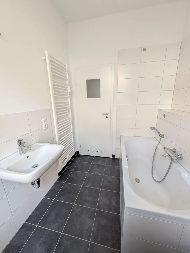 2 Zimmer Wohnung mit 57 m² in Halle (Saale) – Bild 7