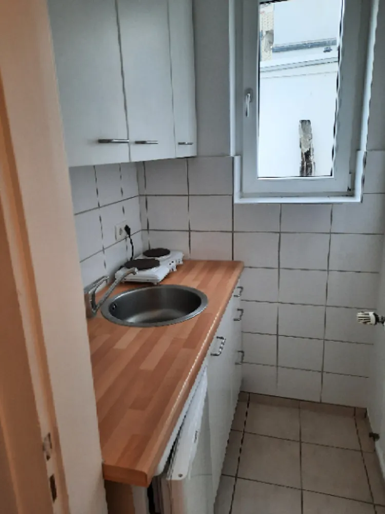 1 Zimmer Wohnung mit 35 m² in Düsseldorf – Bild 8