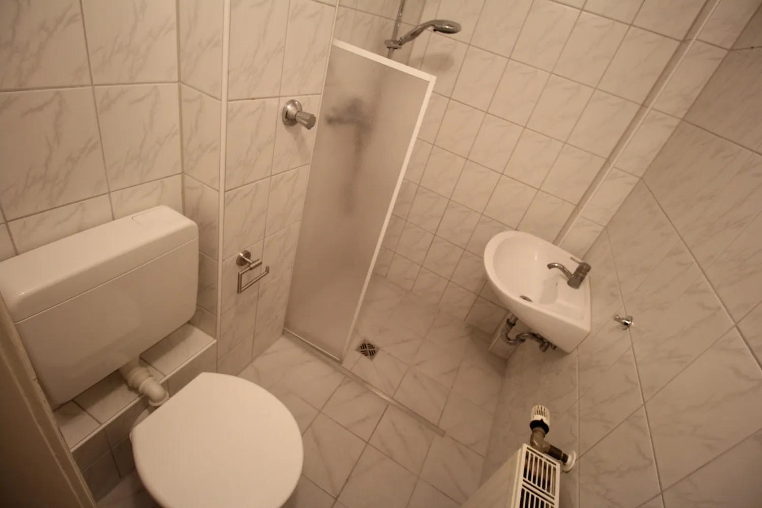1 Zimmer Wohnung mit 30 m² in Düsseldorf – Bild 7