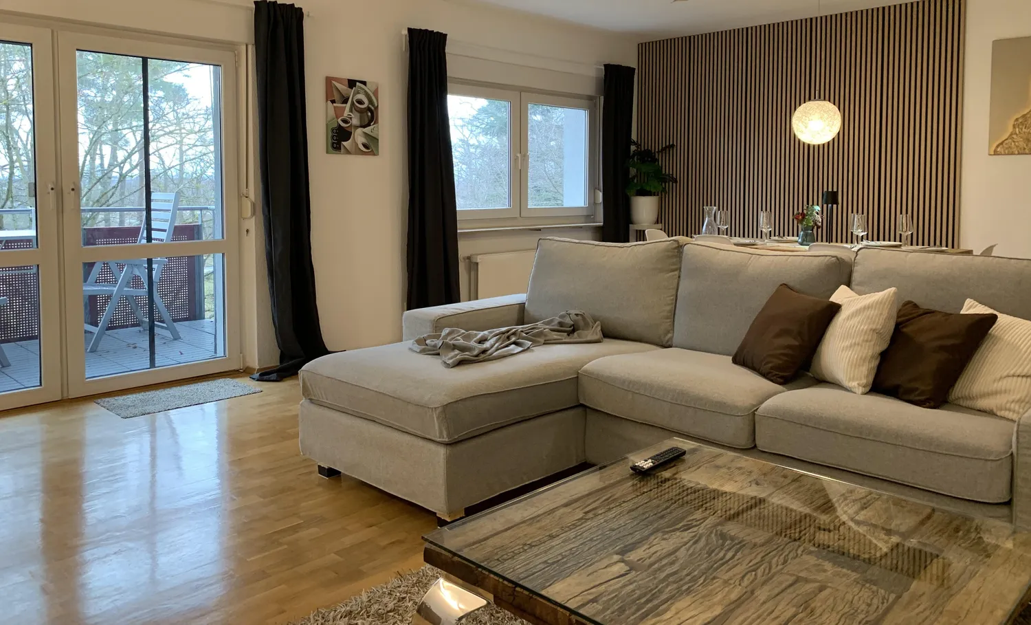 3 Zimmer Wohnung mit 108 m² in Karlsruhe – Bild 2