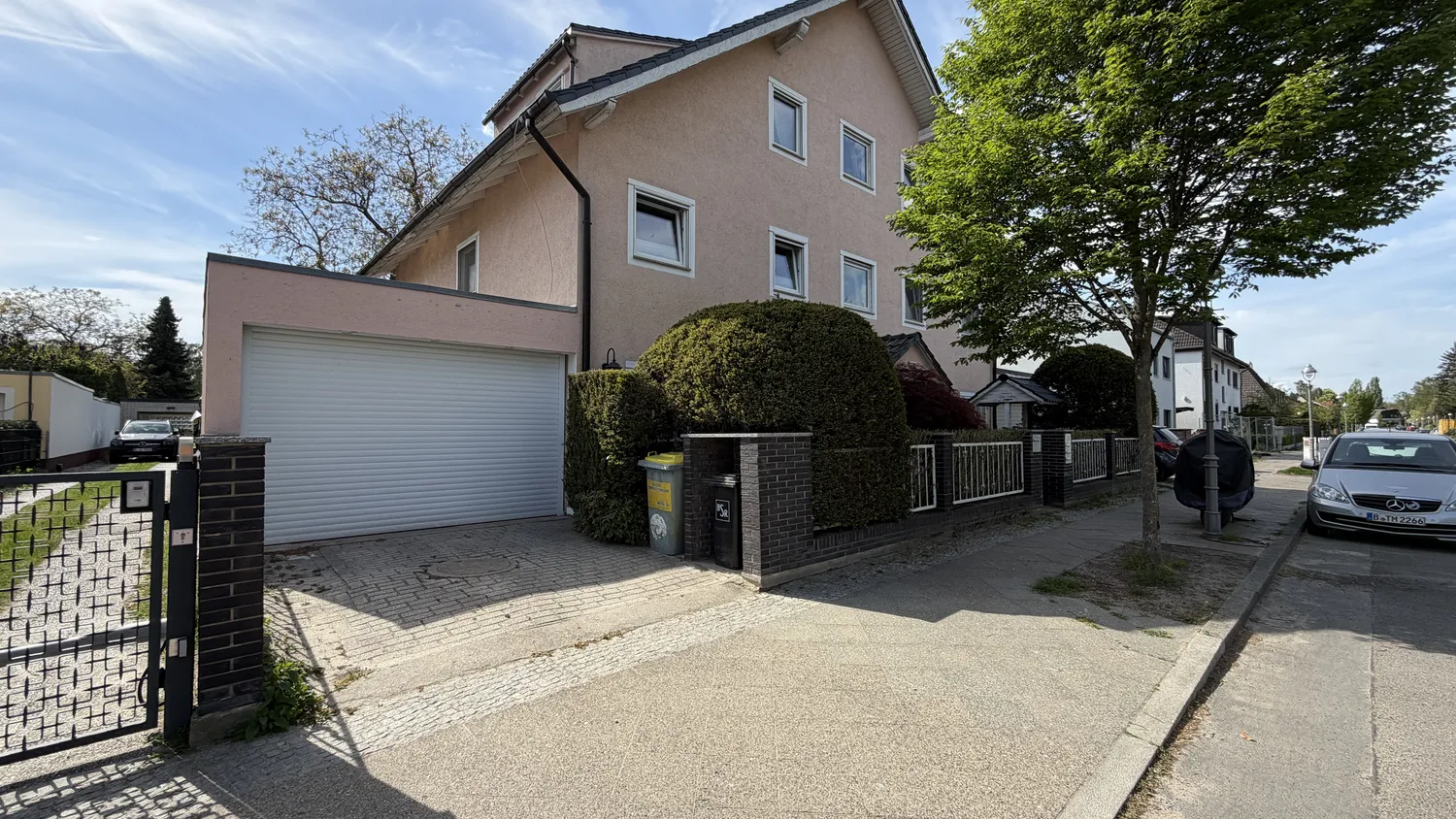 4 Zimmer Wohnung mit 135 m² in Berlin – Bild 1