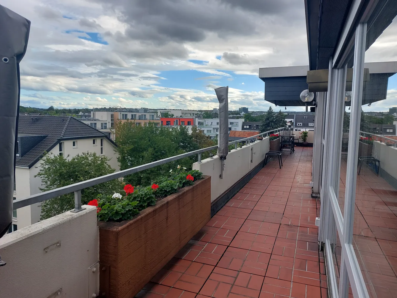 3 Zimmer Wohnung mit 161 m² in Bonn – Bild 1