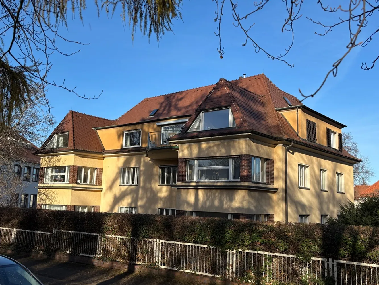 4 Zimmer Wohnung mit 104 m² in Dresden – Bild 2