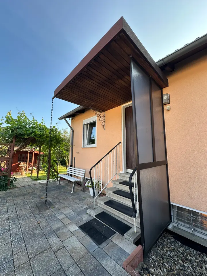 7 Zimmer Haus mit 220 m² in Kassel – Bild 2