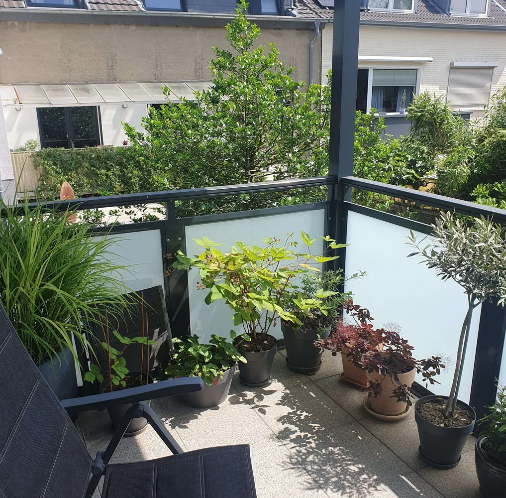 2 Zimmer Wohnung mit 60 m² in Krefeld – Bild 1