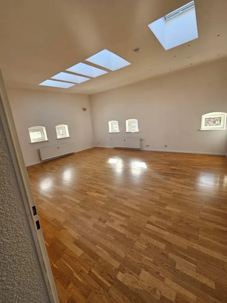 5 room apartment with 163 m² in Magdeburg – Photo 3