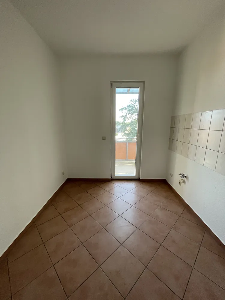 4 Zimmer Wohnung mit 88 m² in Magdeburg – Bild 2