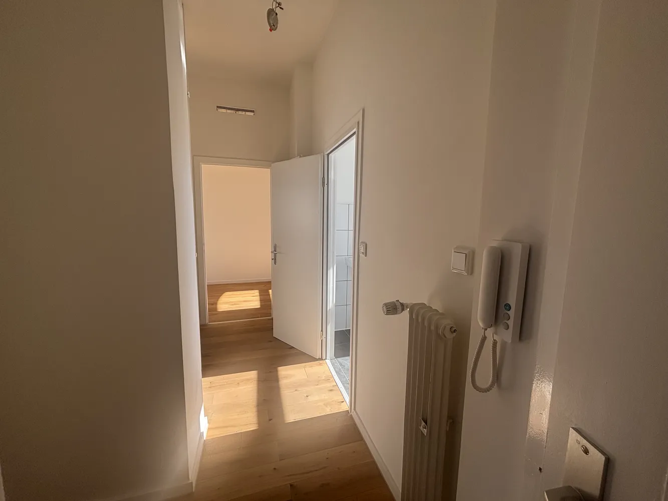 2 Zimmer Wohnung mit 57 m² in Solingen – Bild 2