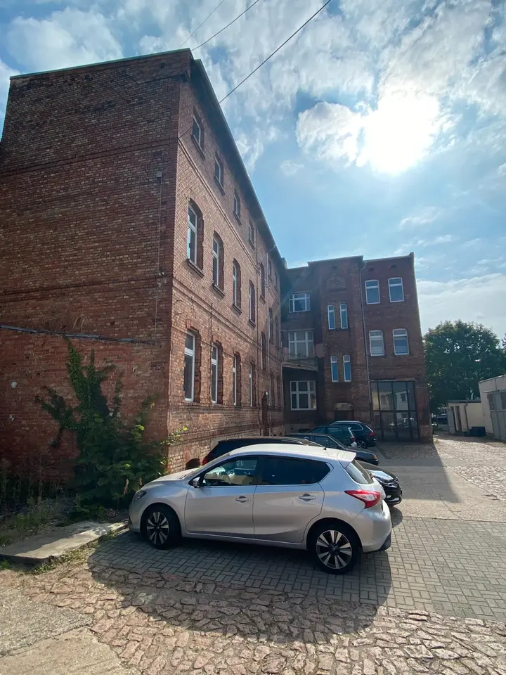5 Zimmer Wohnung mit 140 m² in Köthen – Bild 2