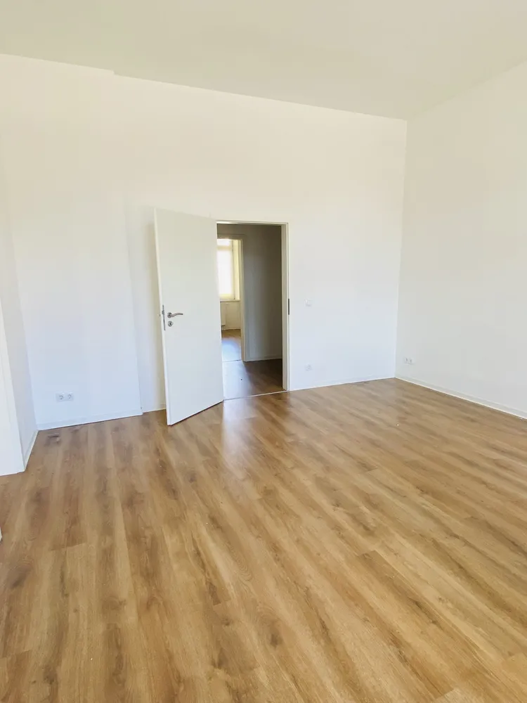 5 Zimmer Wohnung mit 135 m² in Magdeburg – Bild 11