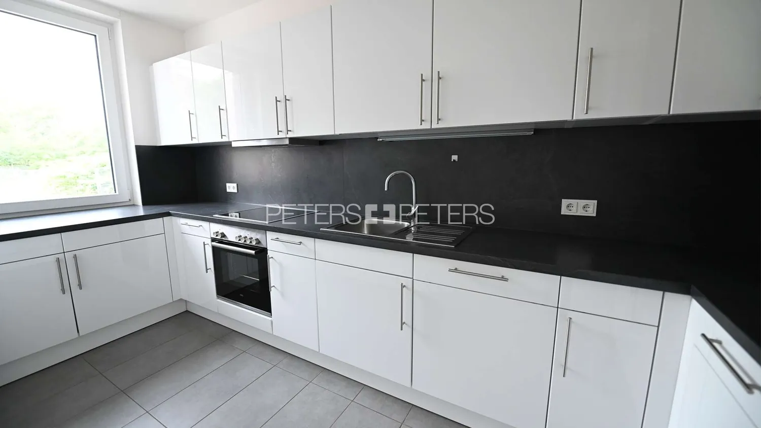 3 Zimmer Wohnung mit 99 m² in Hamburg – Bild 2