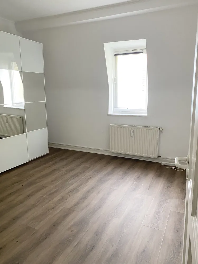 4 Zimmer Wohnung mit 100 m² in Bonn – Bild 9