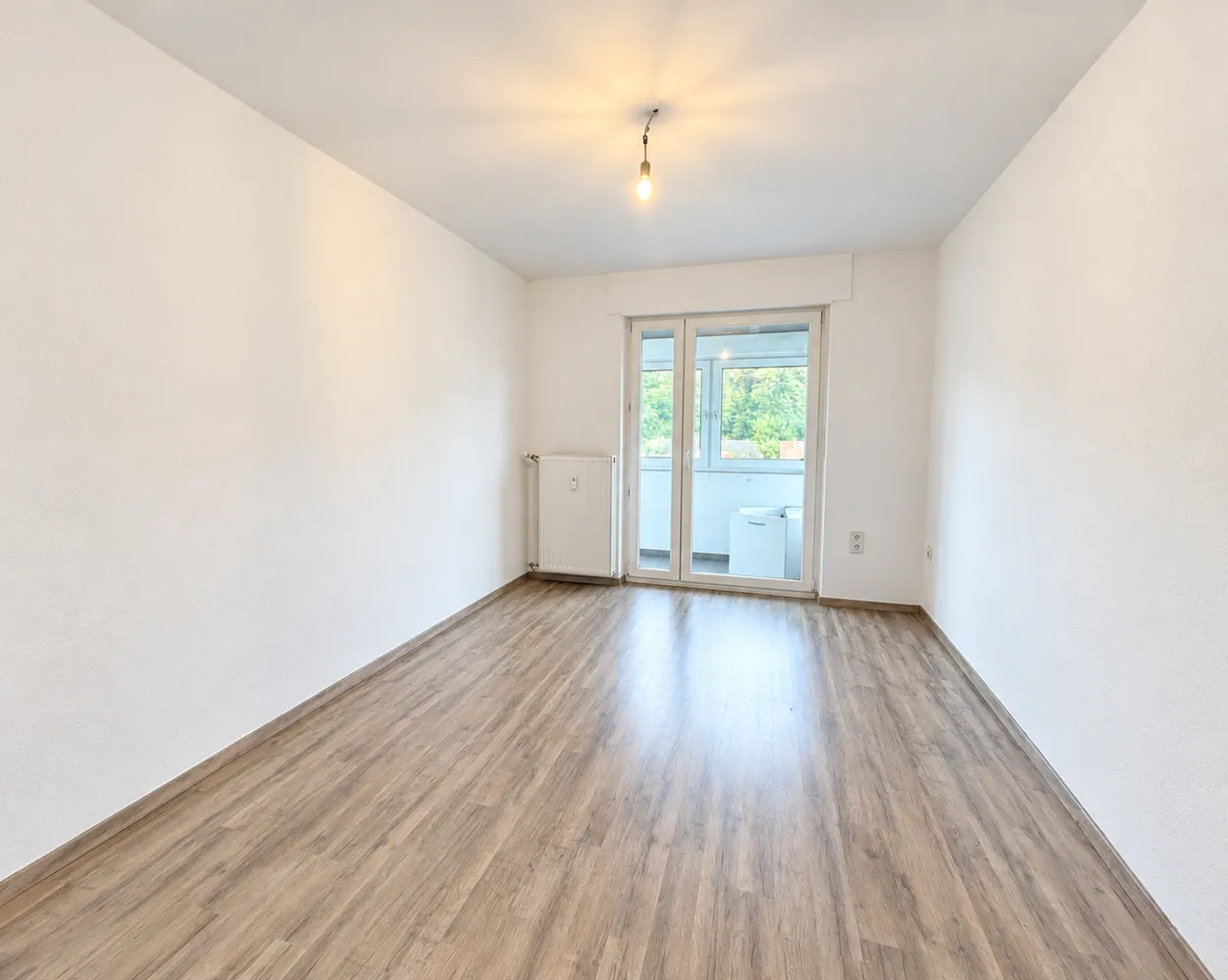 3 Zimmer Wohnung mit 80 m² in Homburg – Bild 2