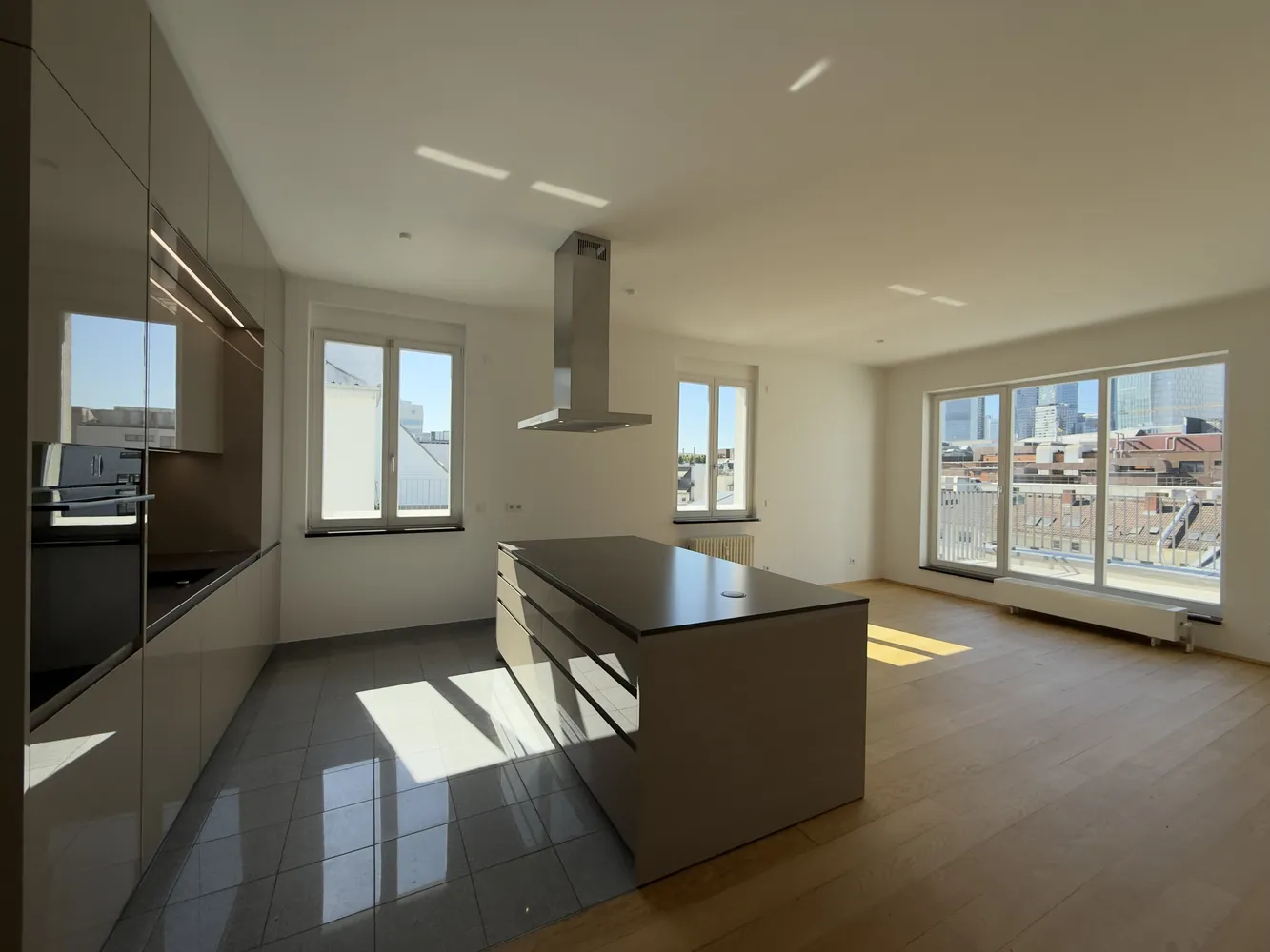 4 Zimmer Wohnung mit 247 m² in Frankfurt am Main – Bild 8