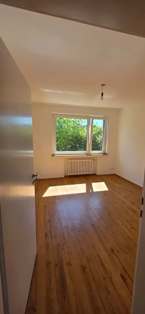 3 Zimmer Wohnung mit 73 m² in Köln – Bild 2
