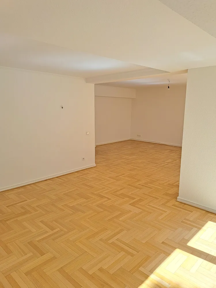6 Zimmer Wohnung mit 164 m² in Essen – Bild 9