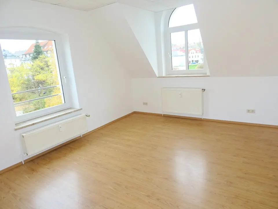 3 Zimmer Wohnung mit 82 m² in Werdau – Bild 1