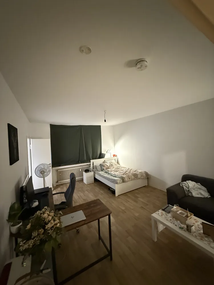 1 room apartment with 38 m² in Düsseldorf – Photo 2