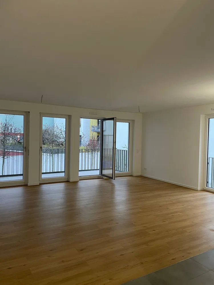2 room apartment with 74 m² in Frankfurt am Main – Photo 2
