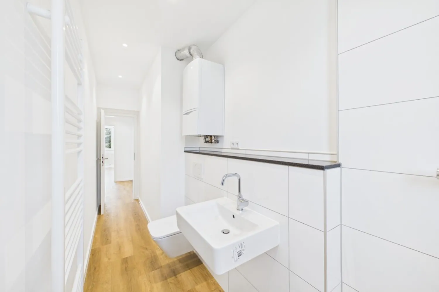 2 Zimmer Wohnung mit 65 m² in Düsseldorf – Bild 4