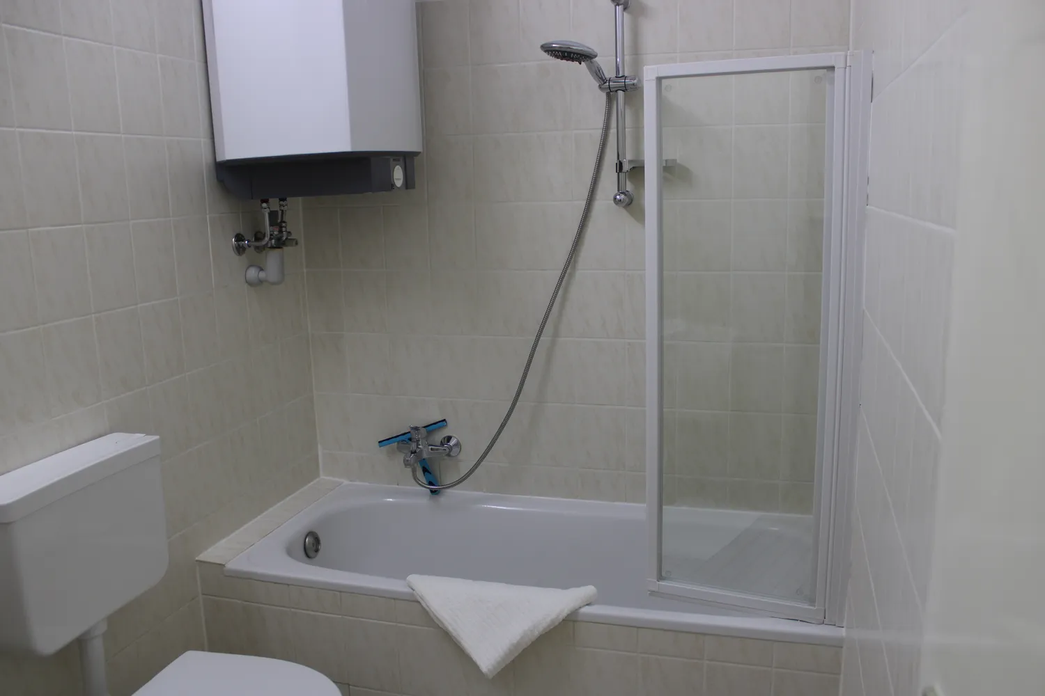 2 room apartment with 68 m² in Frankfurt am Main – Photo 9